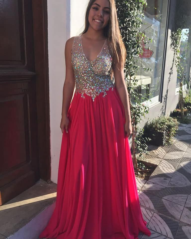 Vestido longo em tule bordado